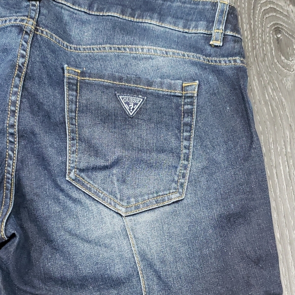 🌷2 for $30🌷Guess capris Jean's sz 32 - Picture 4 of 5